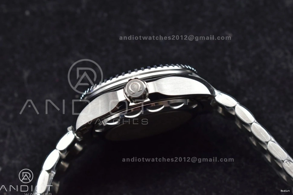 Ultra Ceramic Seamaster A2824 Dial 1:1 Edition TF White Best 6000M on SS Bracelet Bezel Deep SS Blue 1218